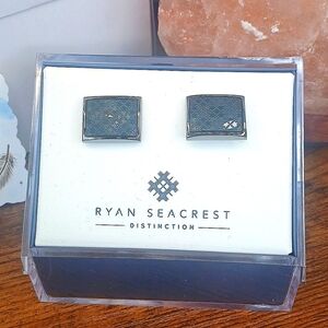Ryan Seacrest Distinction Silver and Black Cuff Links
